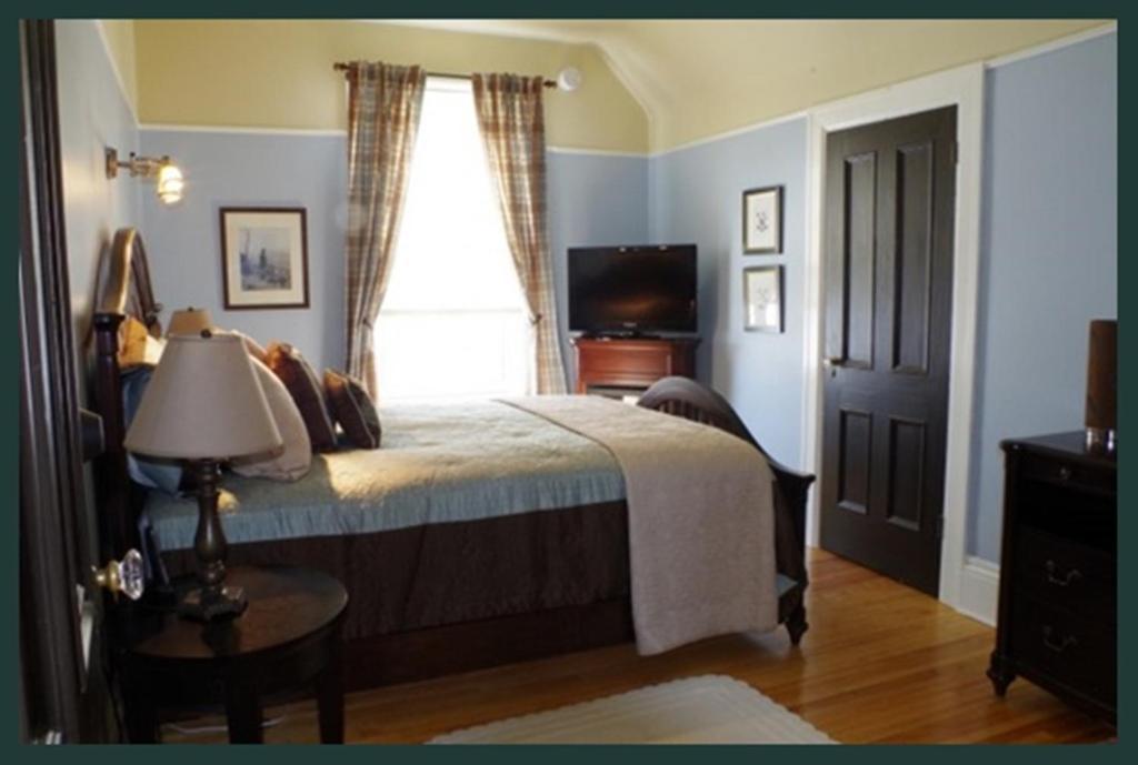 Quartermain House Bed & Breakfast Bed and Breakfast Fredericton Habitación foto