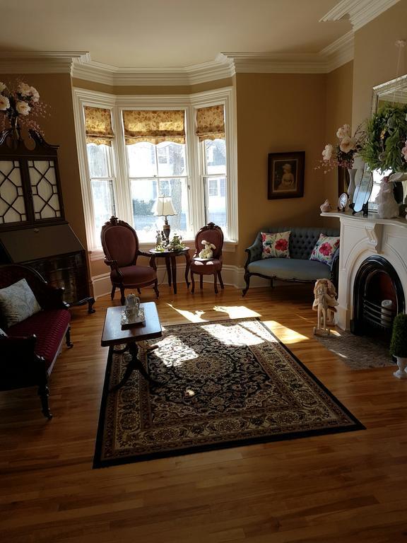 Quartermain House Bed & Breakfast Fredericton Exterior foto