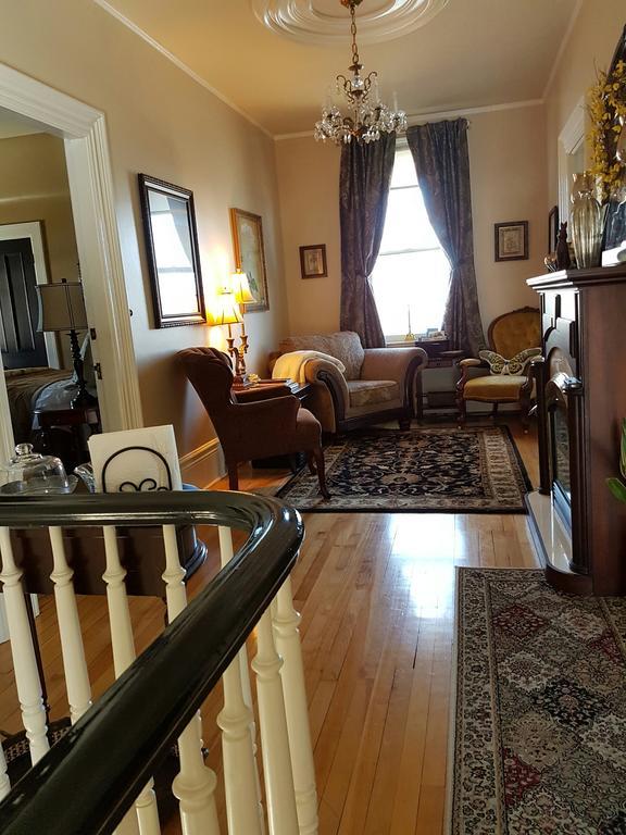 Quartermain House Bed & Breakfast Fredericton Exterior foto